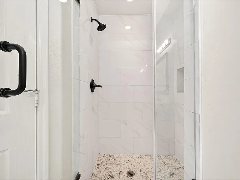 94 S Regan Mead Cir — Photo 32