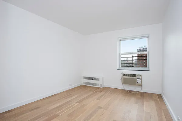 Rented by Compass | media 7