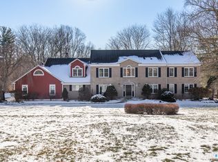 56 Penny Lane, Woodbridge, CT 06525