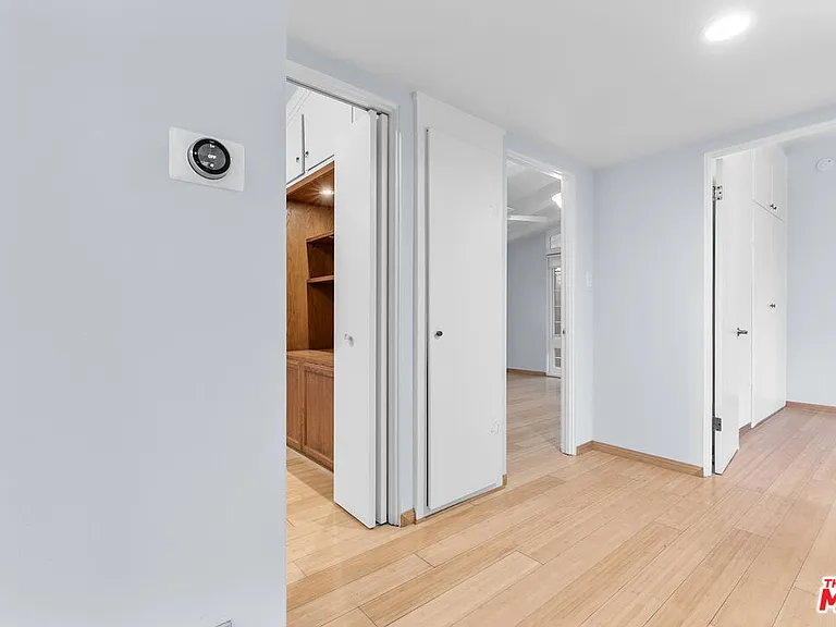 6742 Sunny Brae Ave — Photo 24