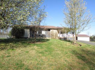 152 H Heaton Rd, Elizabethton, TN 37643