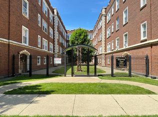 4402 N Winchester Ave #62, Chicago, IL 60640