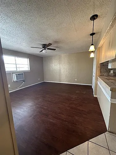 124 Temple Ave Photo 1