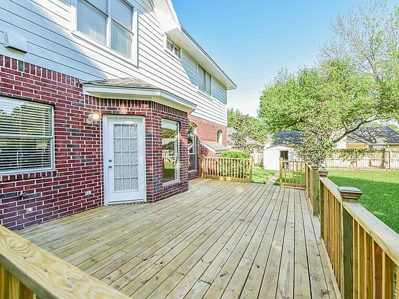2nd image of 22847 Red River Dr