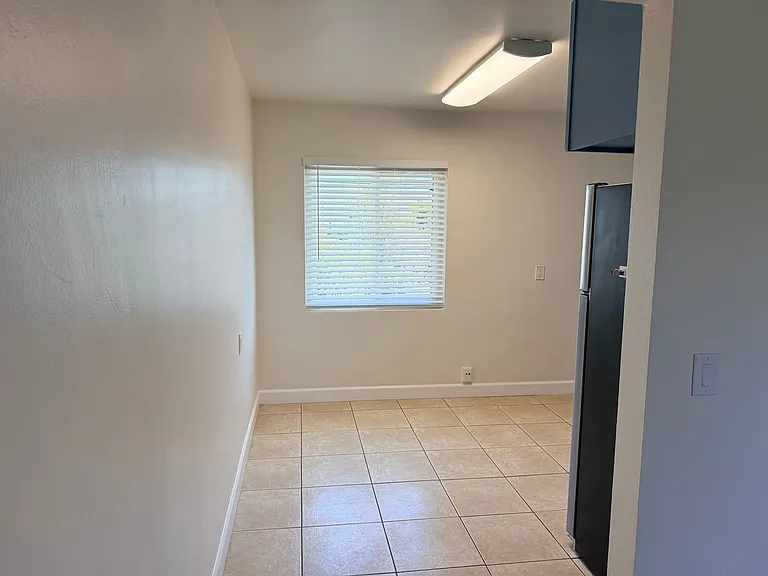 5273 Wightman St — Photo 5