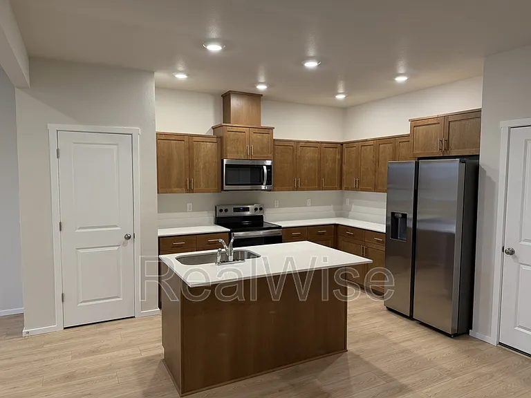 62755 Eagle Rd — Photo 8