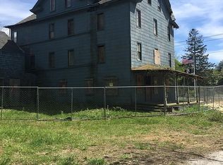 1380 Flanders Rd, Flanders, NY 11901