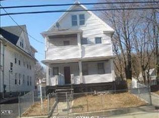 93 N State St, Ansonia, CT 06401