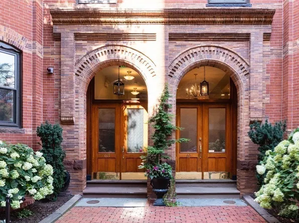 63 Saint Botolph St APT 1, Boston, MA 02116