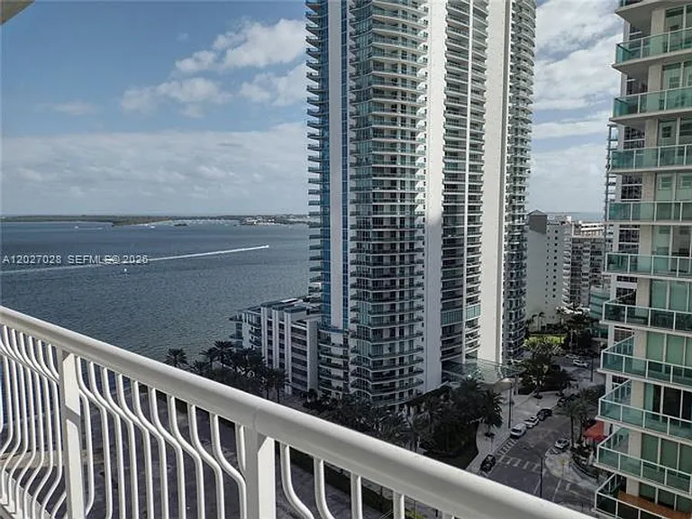 1200 Brickell Bay Dr #2005 — Photo 1