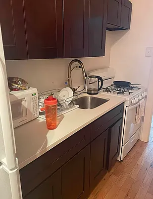 Rented by Delmark Realty LLC | media 15