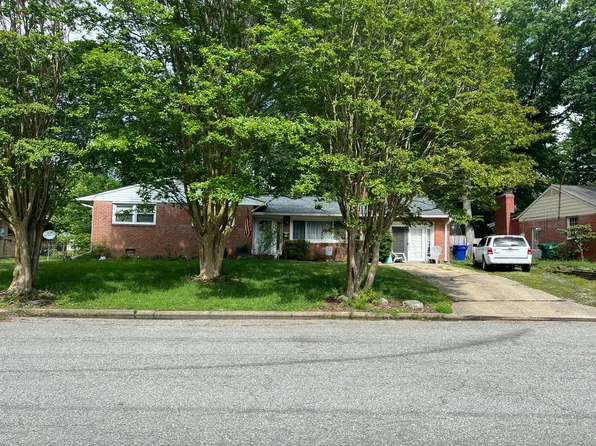 858 Catalina Dr, Newport News, VA 23608