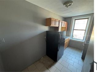 329 Park Ave APT 4, Newark, NJ 07107