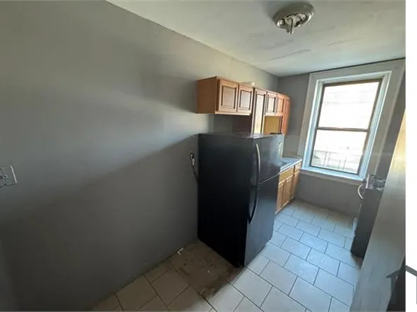 329 Park Ave APT 4, Newark, NJ 07107