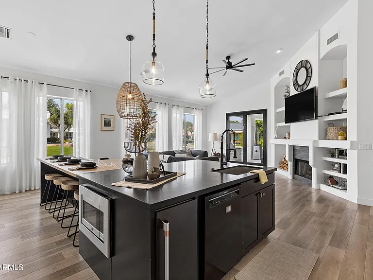 1465 W Island Cir — Photo 32