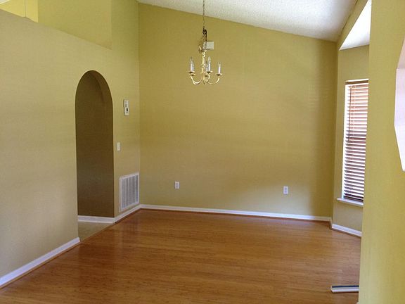 3rd image of 1198 Welch Hill Cir