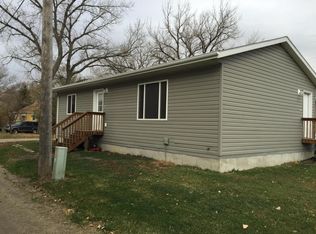 212 S 7th St, Aberdeen, SD 57401