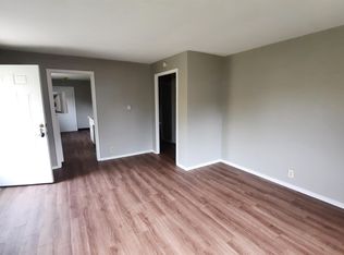 1208 Eastfield Rd, Lansing, MI 48917