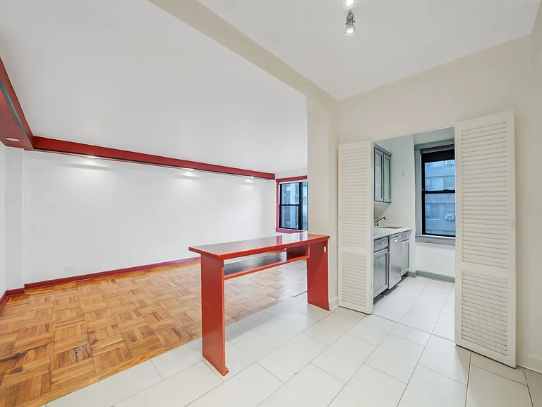 9833 64th Ave #1D — Photo 12