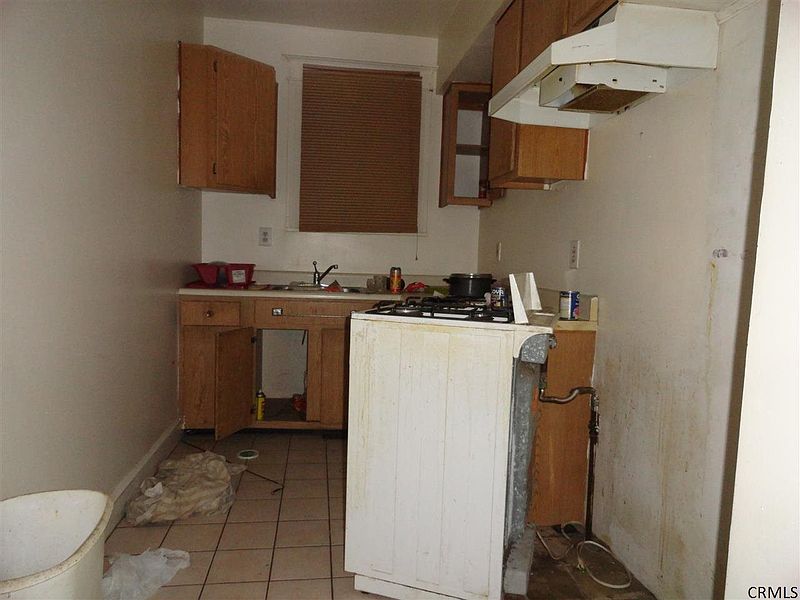 2nd image of 1214 CHRISLER Avenue