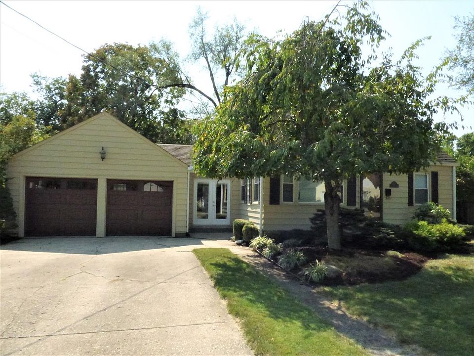 1st image of 651 Walter Ave