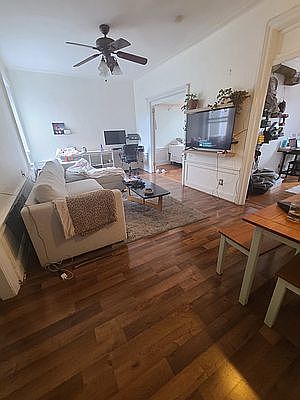 2nd image of 487 Montgomery St APT 3