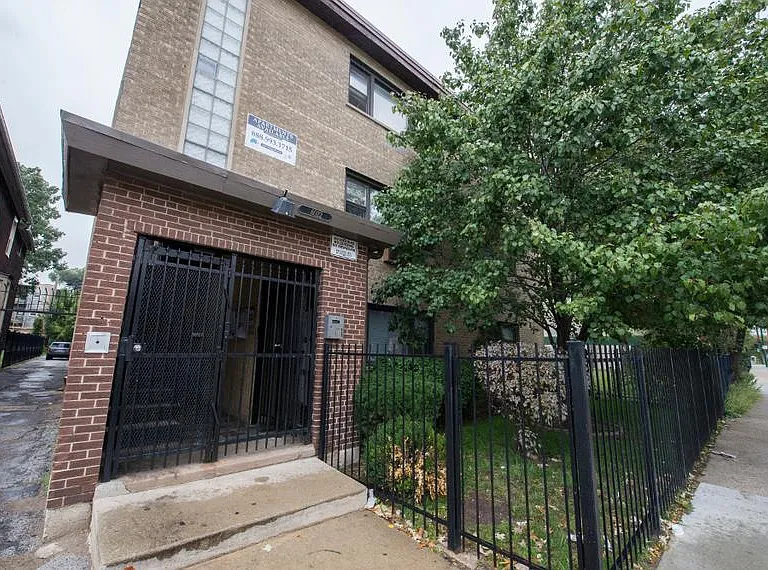6022 S Indiana Ave — Photo 1