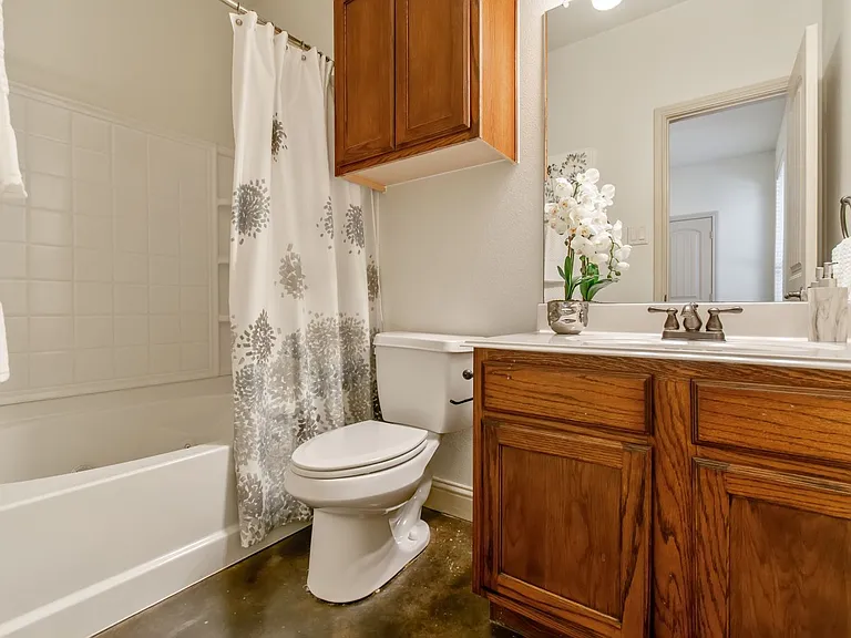 3239 S University Dr — Photo 19