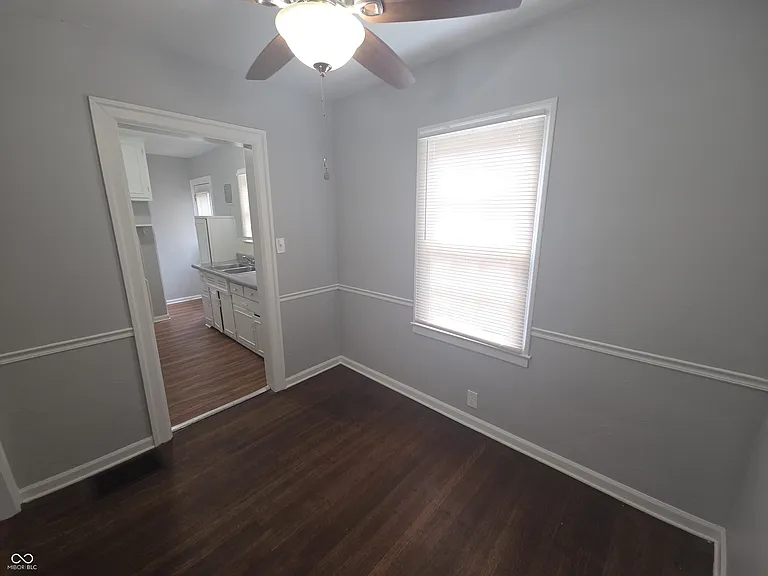 4969 Crittenden Ave — Photo 13