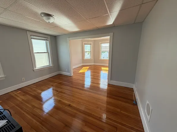 70 Forest St #3, Attleboro, MA 02703