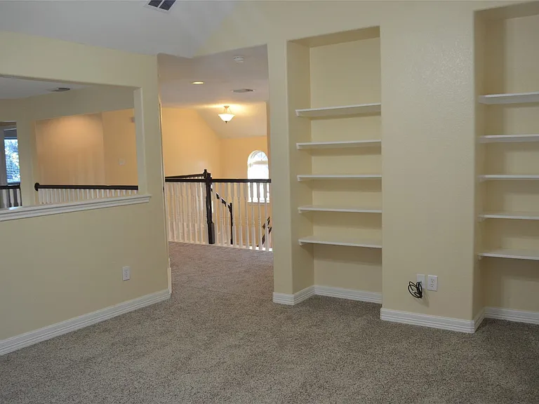 6210 Marble Hollow Ln — Photo 38