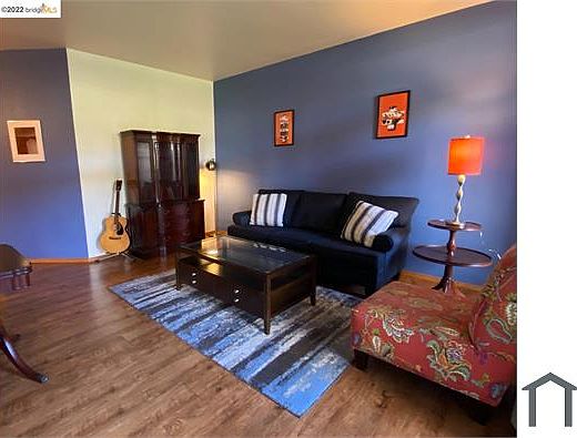 1st image of 729 Majestic Way