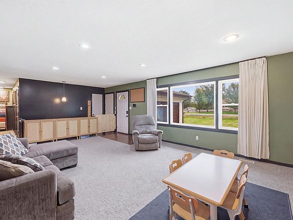 3rd image of 4539 NW Netherland Dr