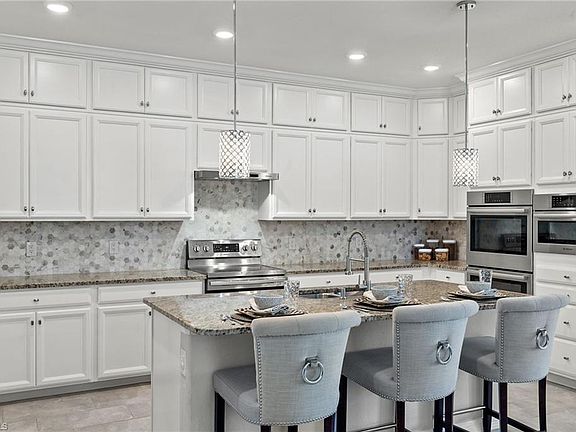 5th image of 11848 Arbor Trace DR