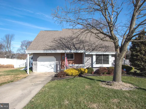 1 Cobble Creek Curv, Newark, DE 19702