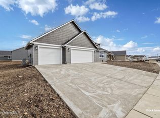 12013 N Lennon Ln, Rathdrum, ID 83858