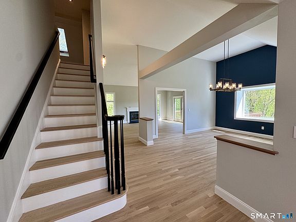 5th image of 93 Quarry Ridge Road #93