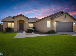 10825 Coronado Pointe Dr, Bakersfield, CA
