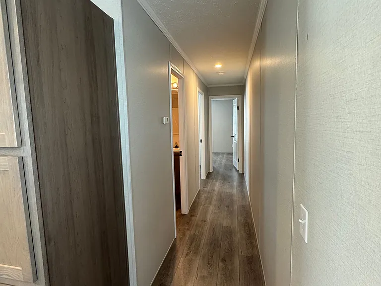Oak Tree Village — Photo 16