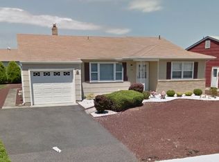33 Westport Dr, Toms River, NJ 08757