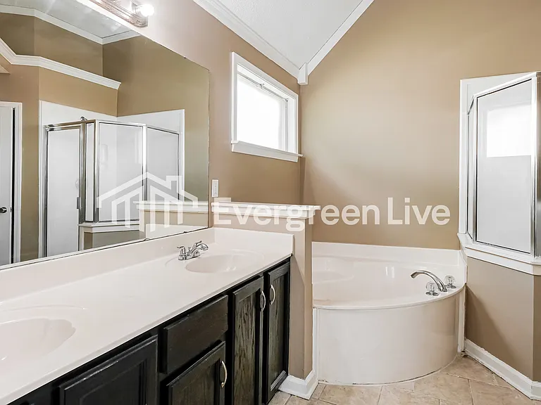 8992 Gracie Ln — Photo 12