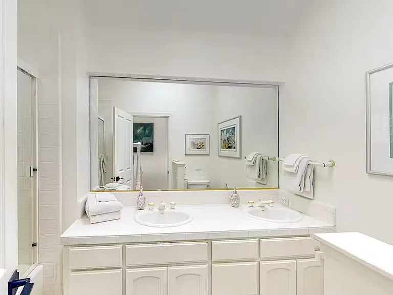 452 Oceanview Dr — Photo 20