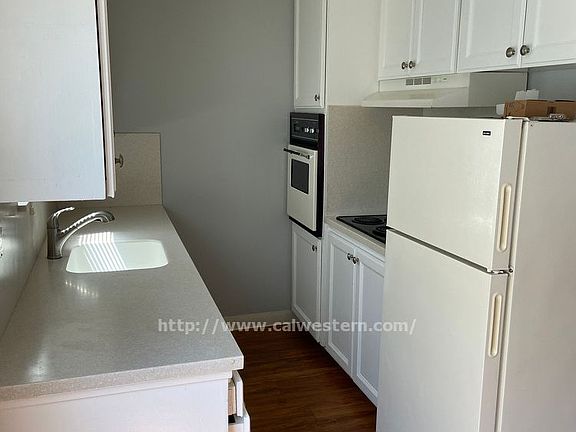3rd image of 3046 Magliocco Dr #1