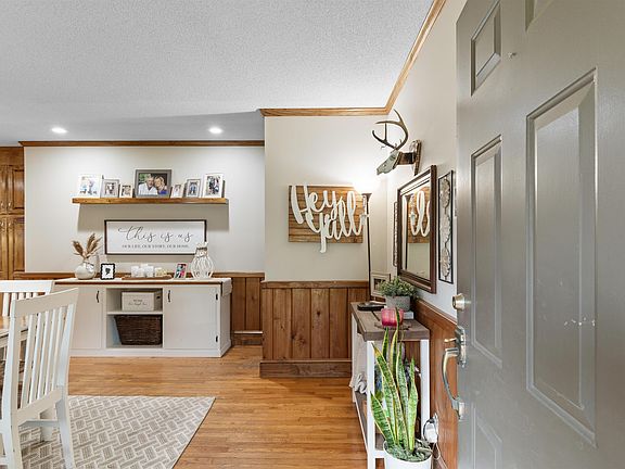3rd image of 57 Missroon St.