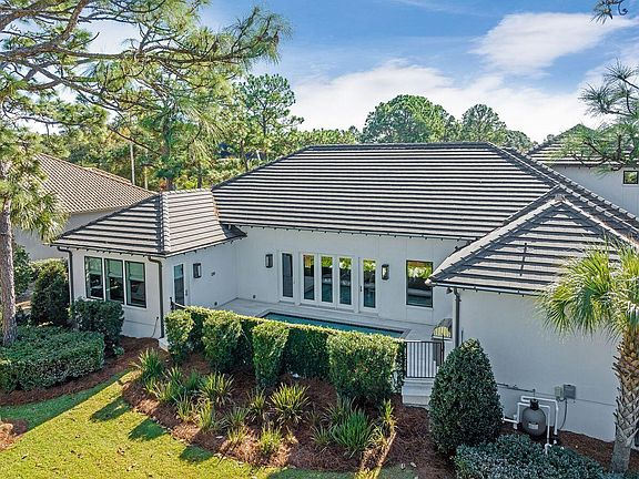 4th image of 3202 Bay Estates Dr