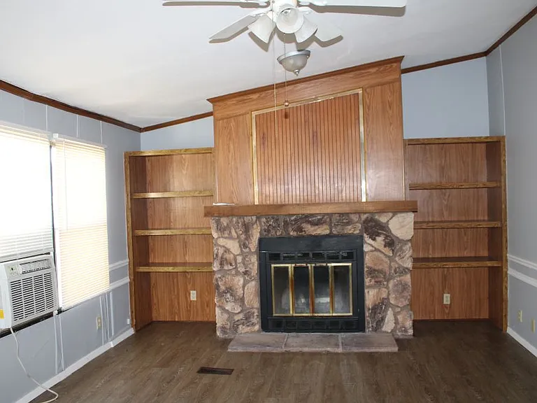 8644 Dustin Dr — Photo 12