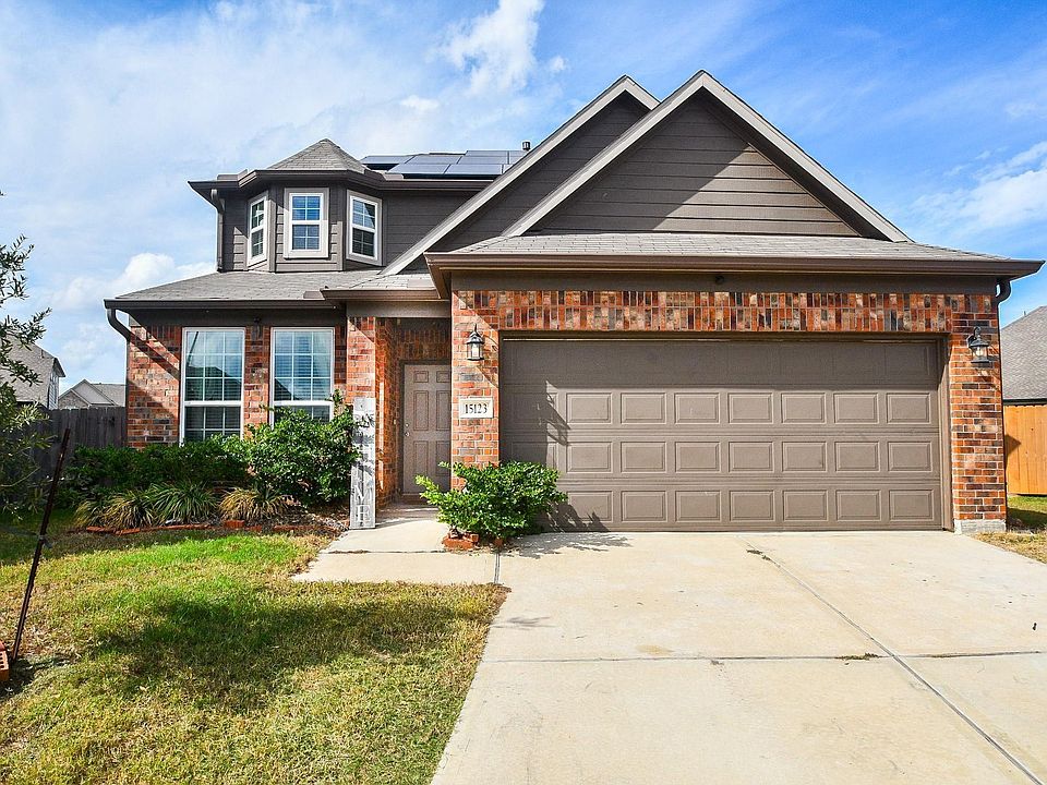 1st image of 15123 Longleaf Forest Dr