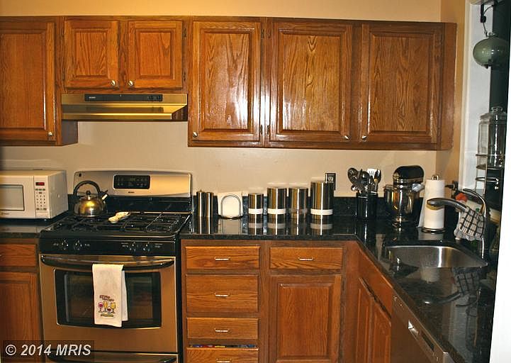 1st image of 7612 Willow Point Dr #7612