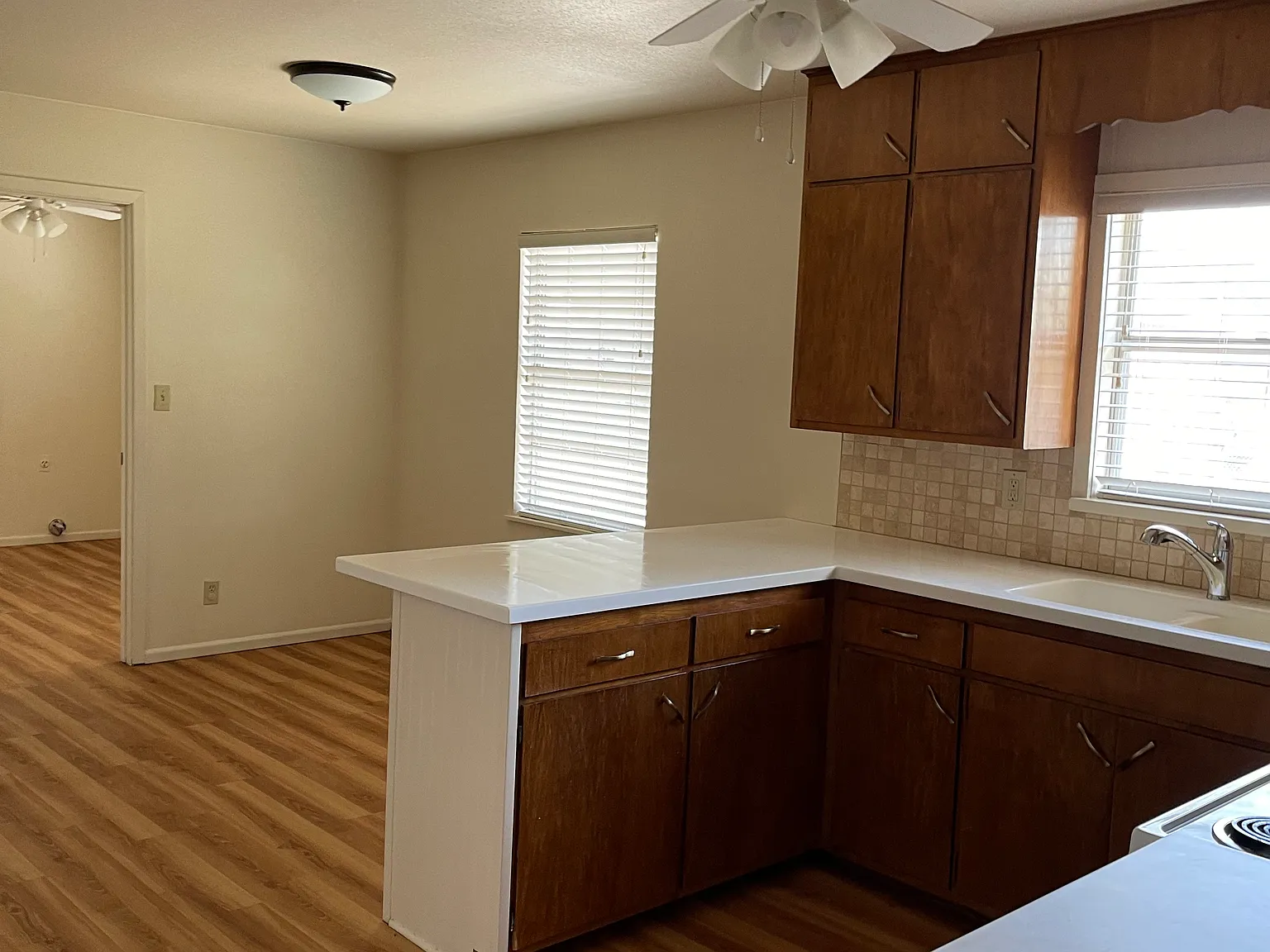 2 bed, $1,800 — Photo 4