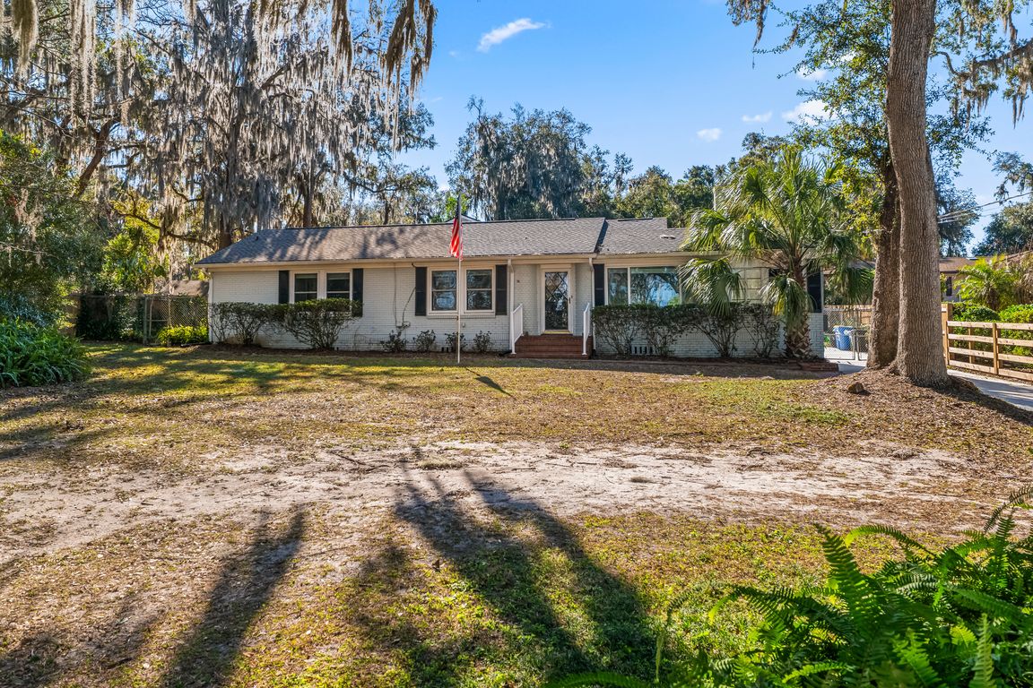 10612 Ft Caroline Rd (1).jpg-FULL